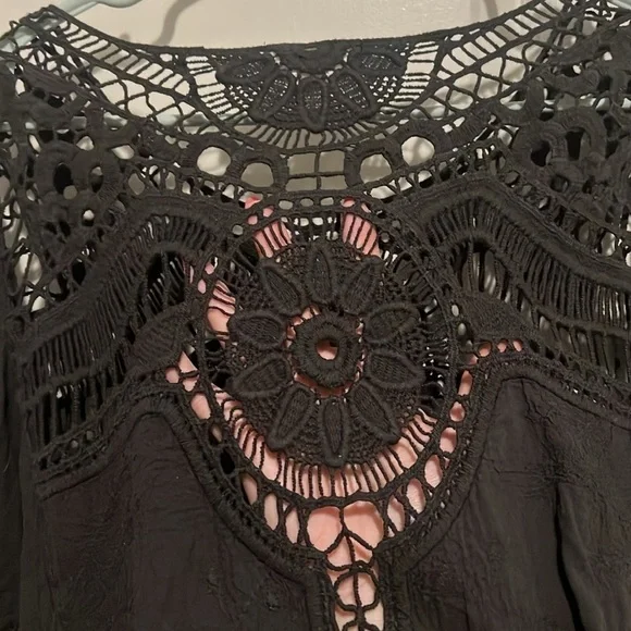 Taylor & Sage size Medium Crochet Black Too Hippie Goth 70’s Style Cute - Picture 5 of 6